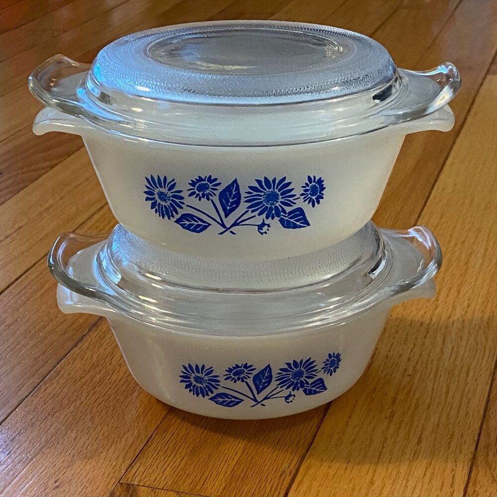 Vintage Milk GLASS Anchor Hocking Fire King Blue Cornflower 2 Bowls 120z w/lids
